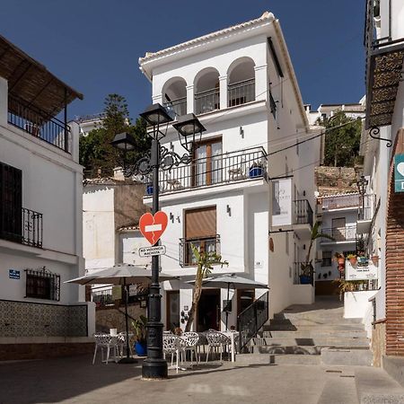Olive & Ivy Guesthouse Canillas de Aceituno Exterior foto